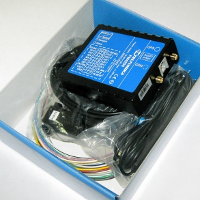 Бортовой навигационный терминал GPS автотрекер FM4200